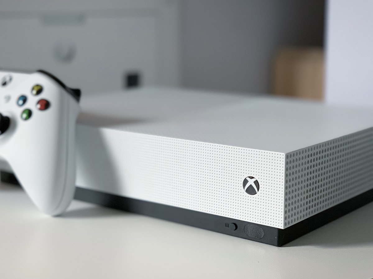 Game console with a wireless controller