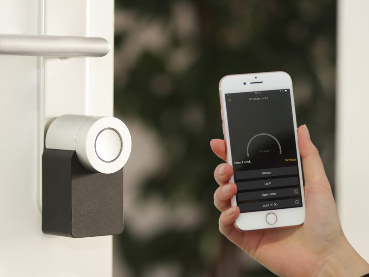 Controlling a smart device from a phone app